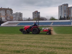 В ближайшее время ФК "Бэлць" вернется на городской стадион (фото)